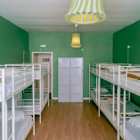 ホステル Urban Garden リスボン