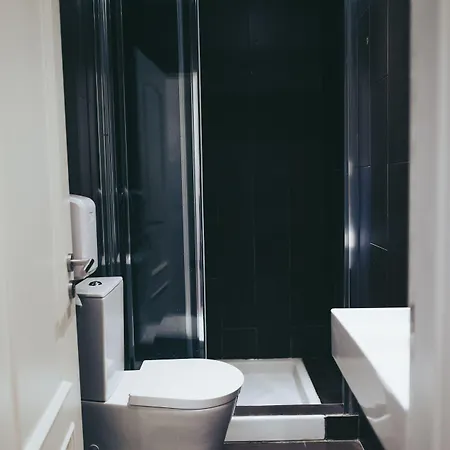 Urban Garden ホステル *